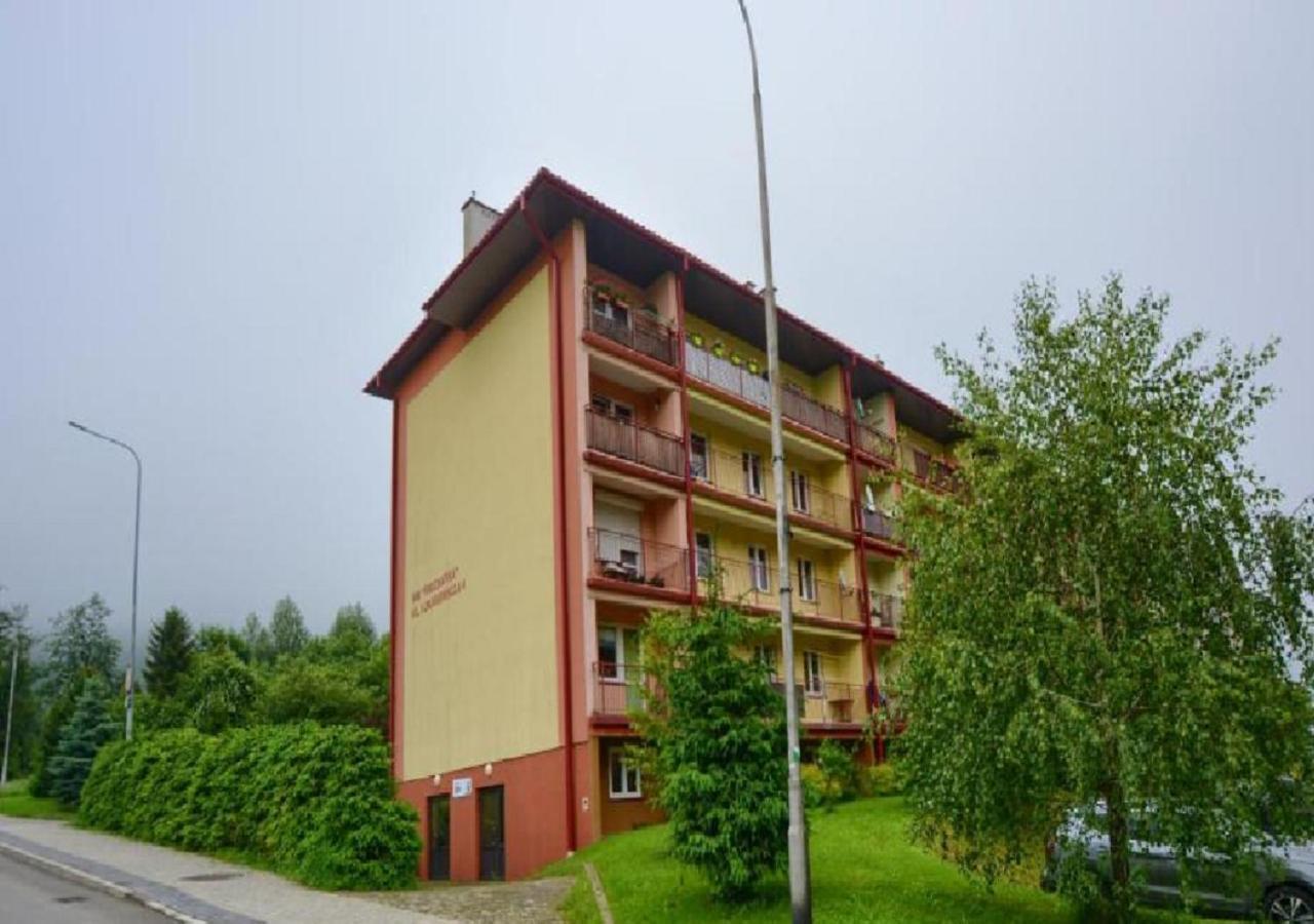 Apartamenty Bieszczadzki Aniol Ustrzyki Dolne Luaran gambar