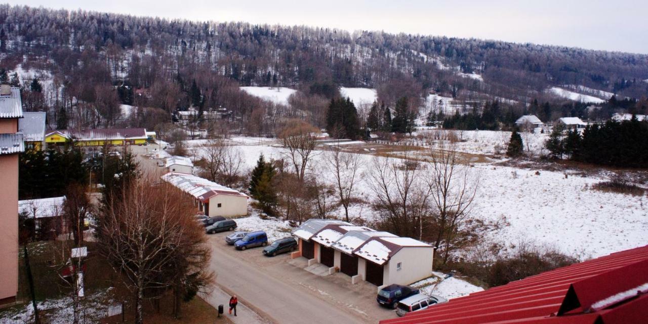Apartamenty Bieszczadzki Aniol Ustrzyki Dolne Luaran gambar